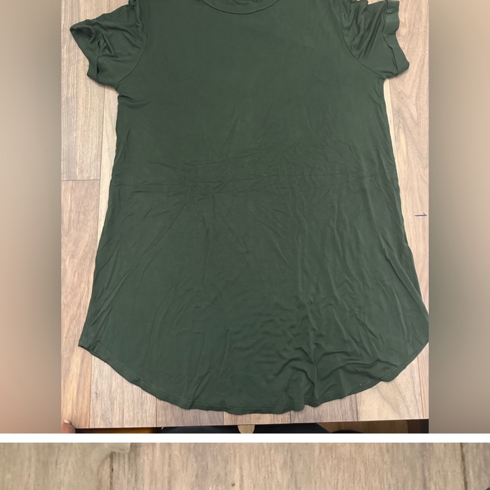 Cherish Forest Green Short Sleeve Tee